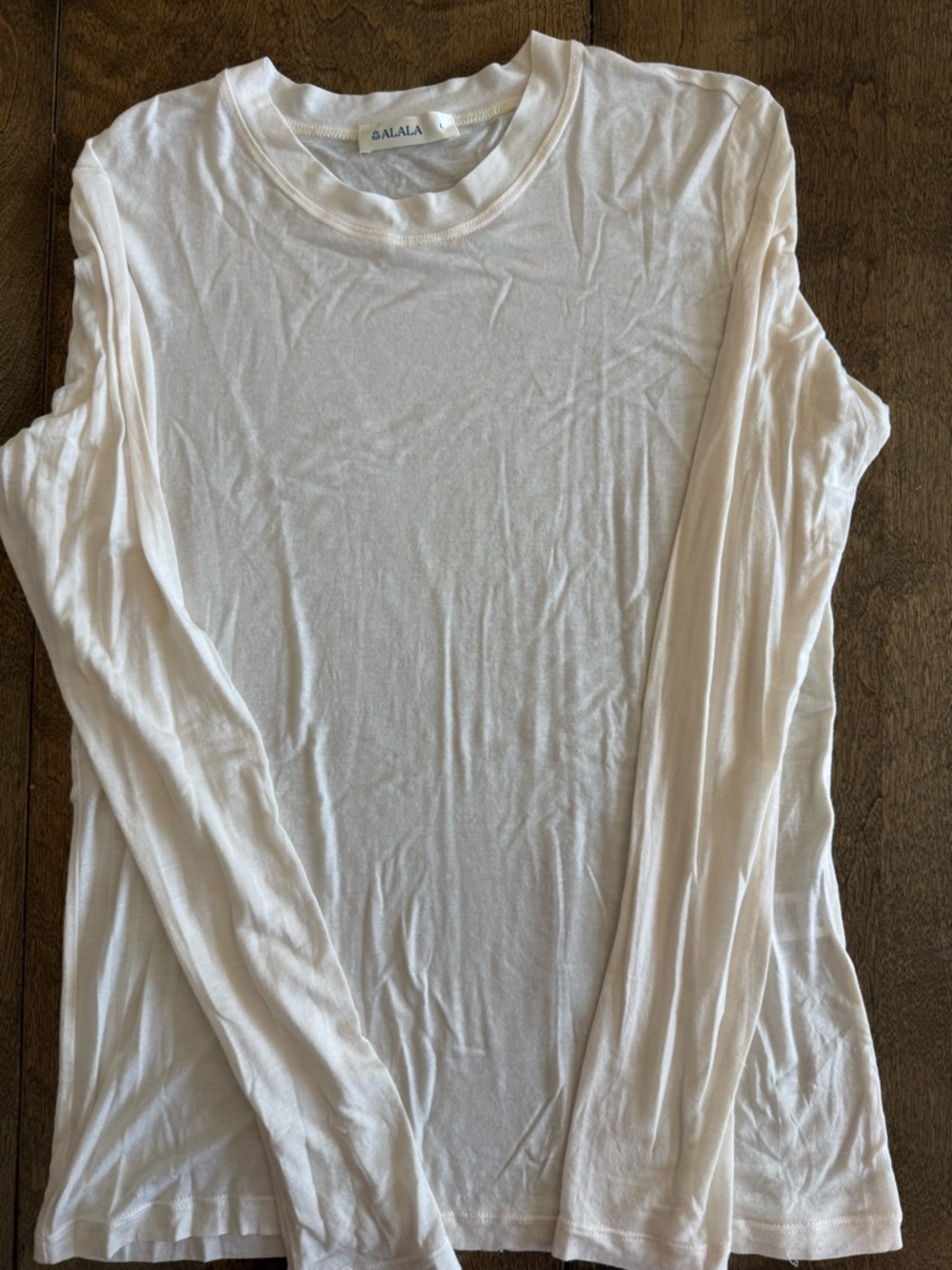 Alala Soft Cream Long-Sleeve Crewneck Tee